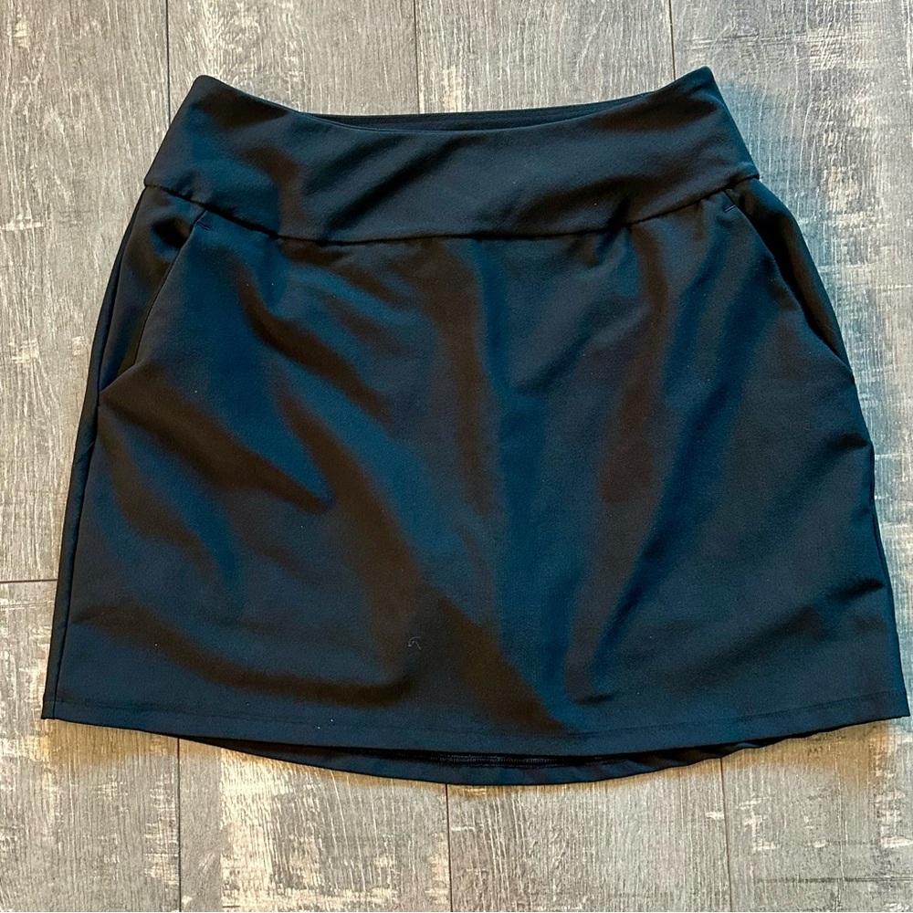 Women’s Adidas Pull-on Stretch Golf Skort Black Small